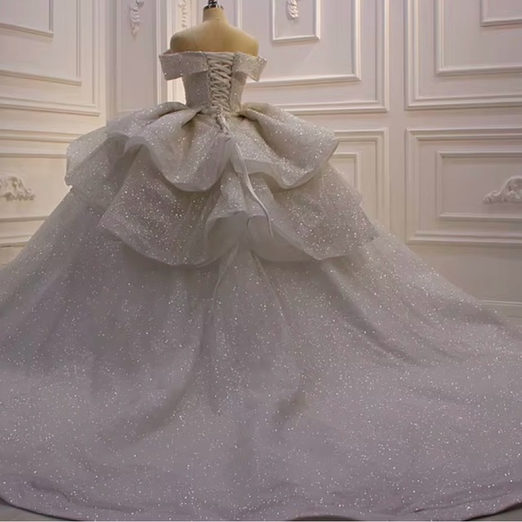 Sparkling White Dress - Picture 5 of 6